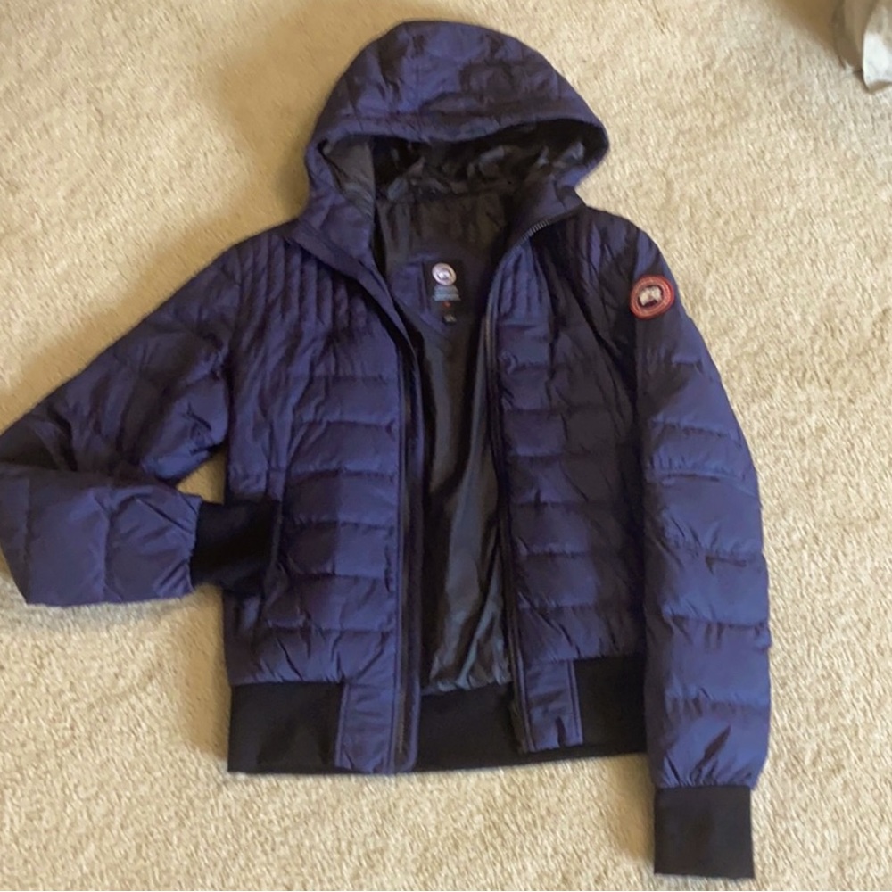 Lightly Used Cabri Down Hoody Canada Goose Jacket
